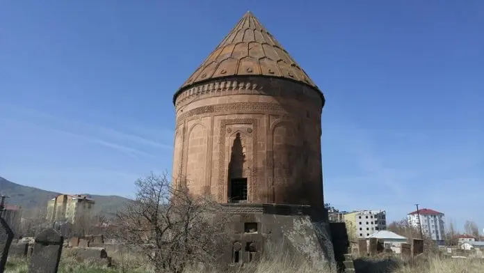 Kalender Baba Kümbeti, Kırşehir